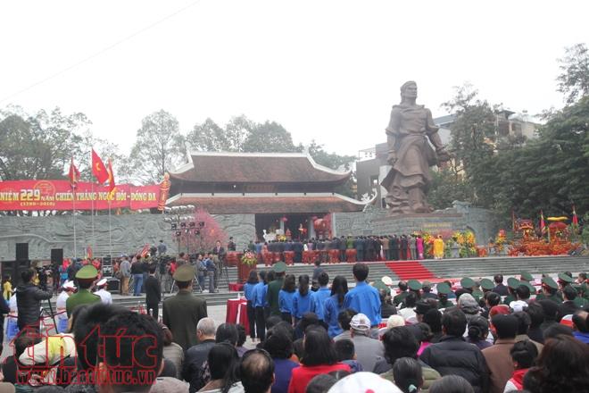 Hàng nghìn người về dự Lễ hội gò Đống Đa ảnh 4
